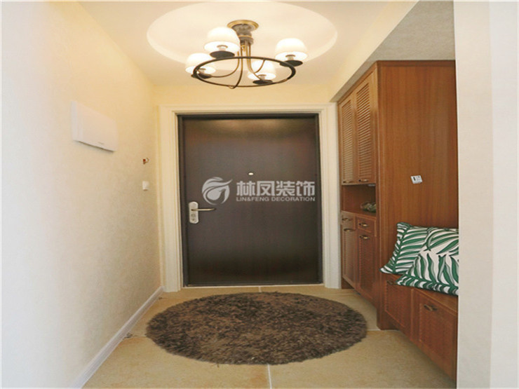 金地藝境-135平-美式風(fēng)格-玄關(guān)（實景）.JPG